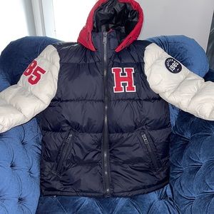 Tommy Hilfiger coat,Size M,red,white,dark blue.